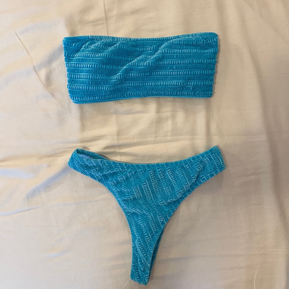 SHEIN Blue Textured Bikini Set